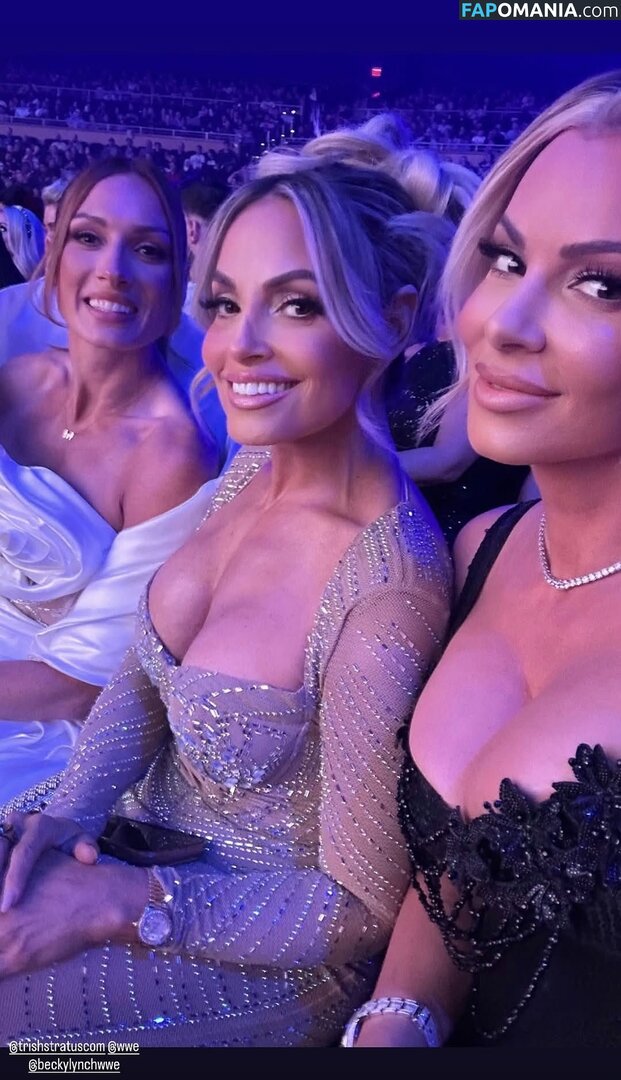 Trish Stratus / https: / trishstratus / trishstratuscom Nahý OnlyFans  Uniklá fotka #1493