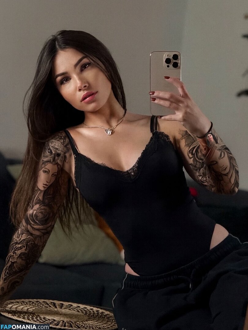 Tslanaxoxo / Yourlanatgirl / Yourlittlelana Nahý OnlyFans  Uniklá fotka #60