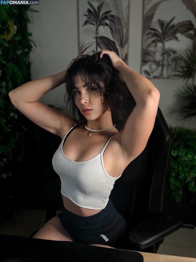 Tslanaxoxo / Yourlanatgirl / Yourlittlelana Nahý OnlyFans  Uniklá fotka #61
