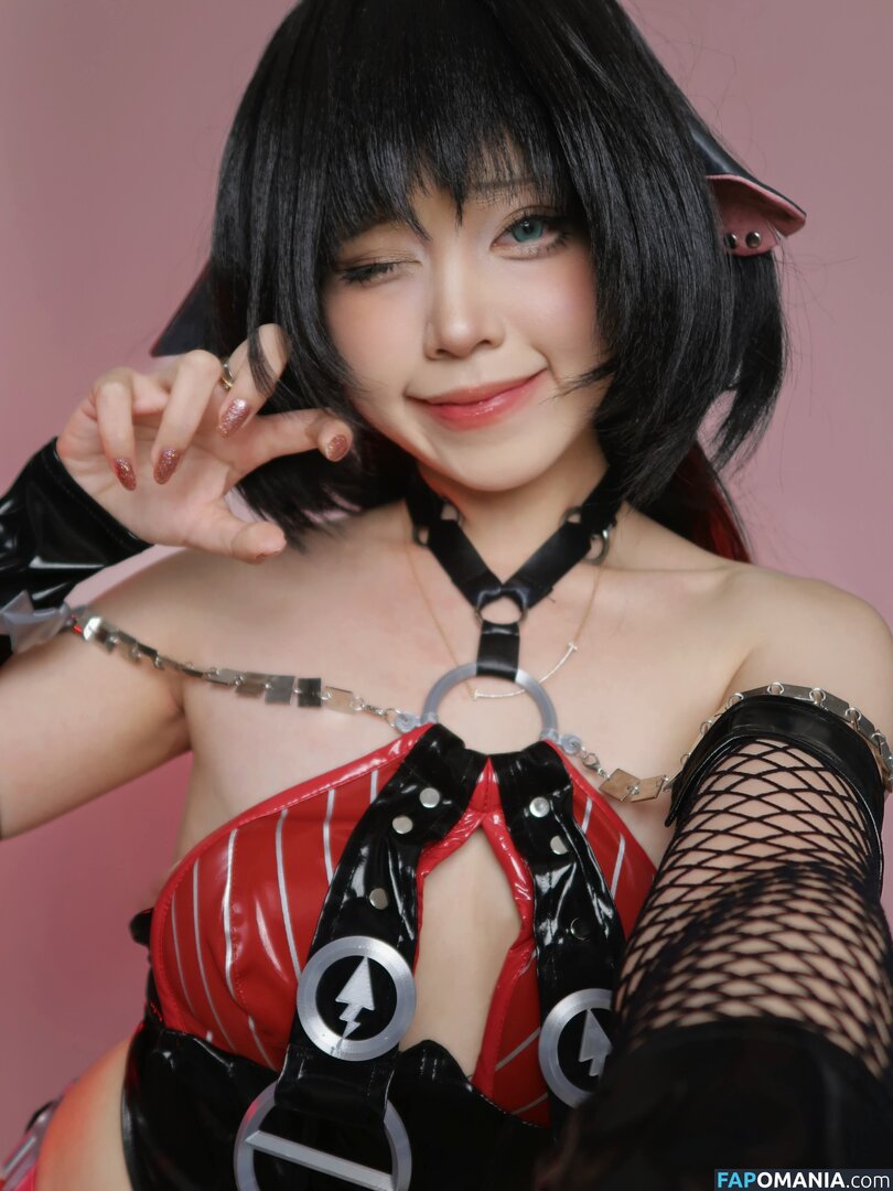 https: / tsuclashima Nahý OnlyFans  Uniklá fotka #1