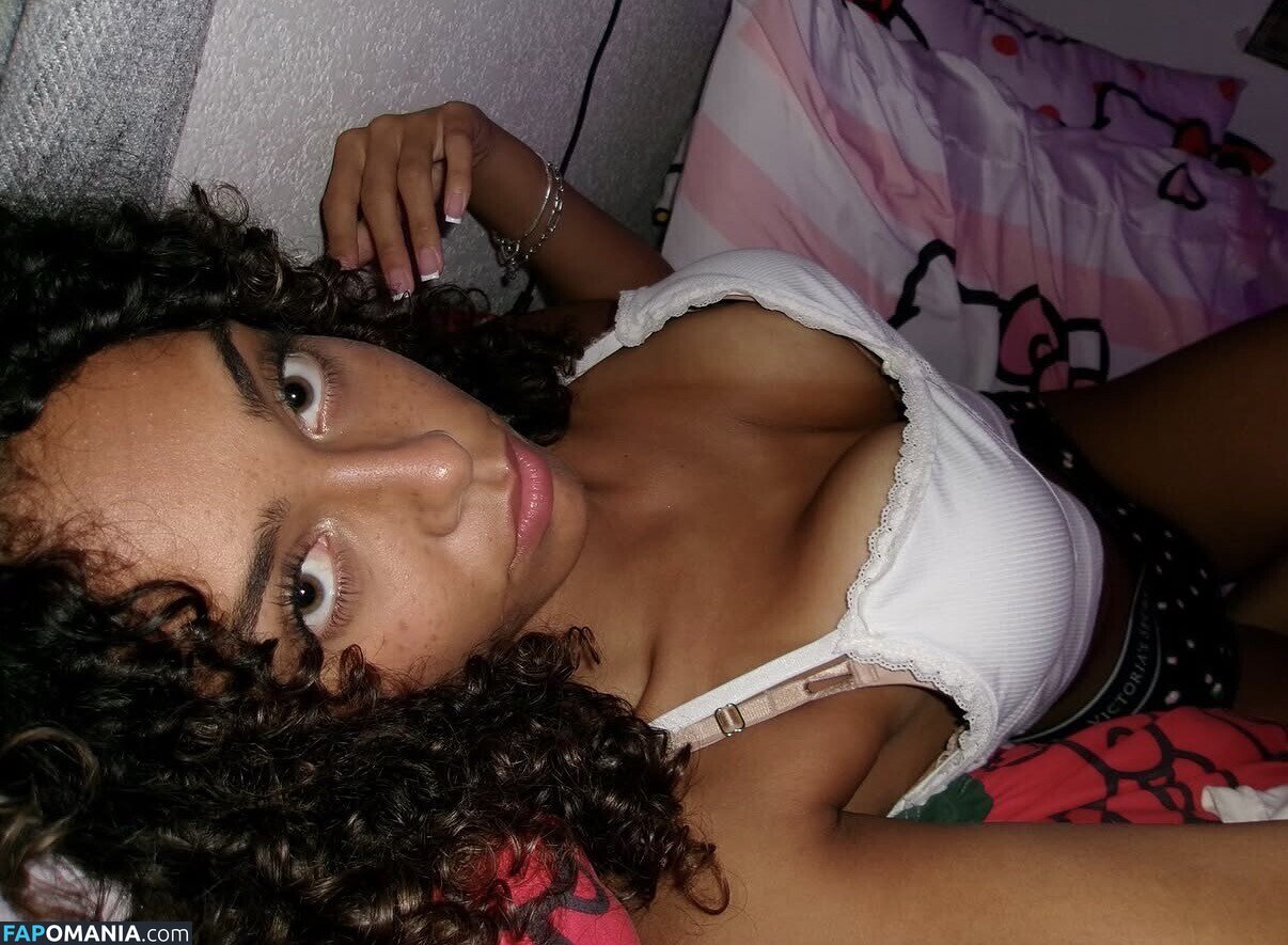 ttahlula Nahý OnlyFans  Uniklá fotka #6