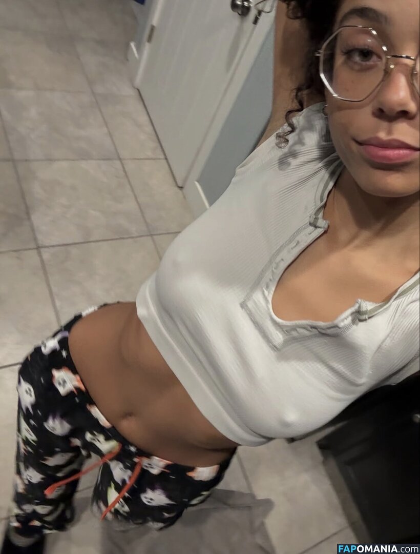 ttahlula Nahý OnlyFans  Uniklá fotka #19
