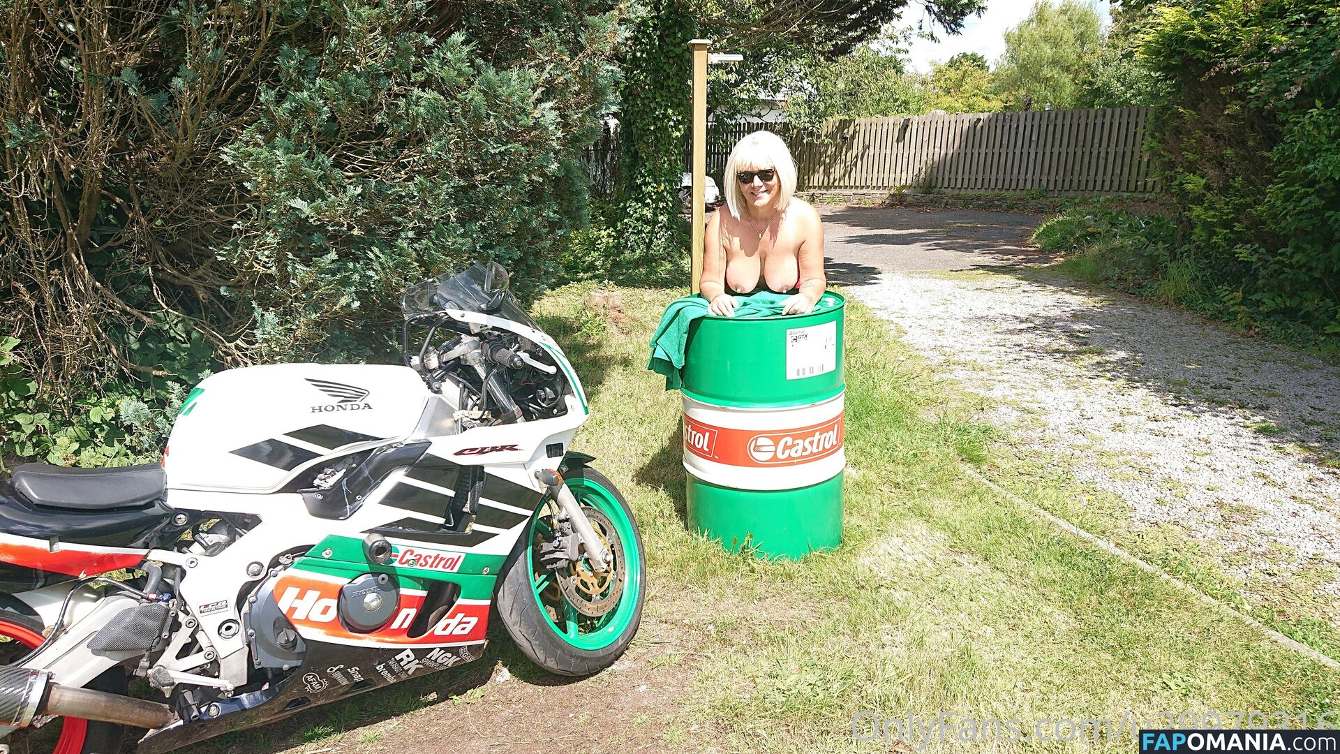 girly.biker.stuff / u29979316 Nahý OnlyFans  Uniklá fotka #18