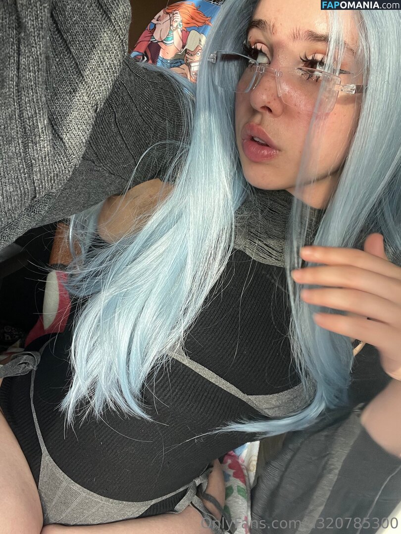 u320785300 Nahý OnlyFans  Uniklá fotka #11