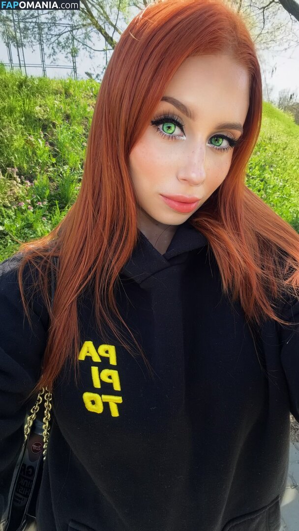 Aleksandra Majewska / Ultrafioletova / kittysxo Nahý OnlyFans  Uniklá fotka #12