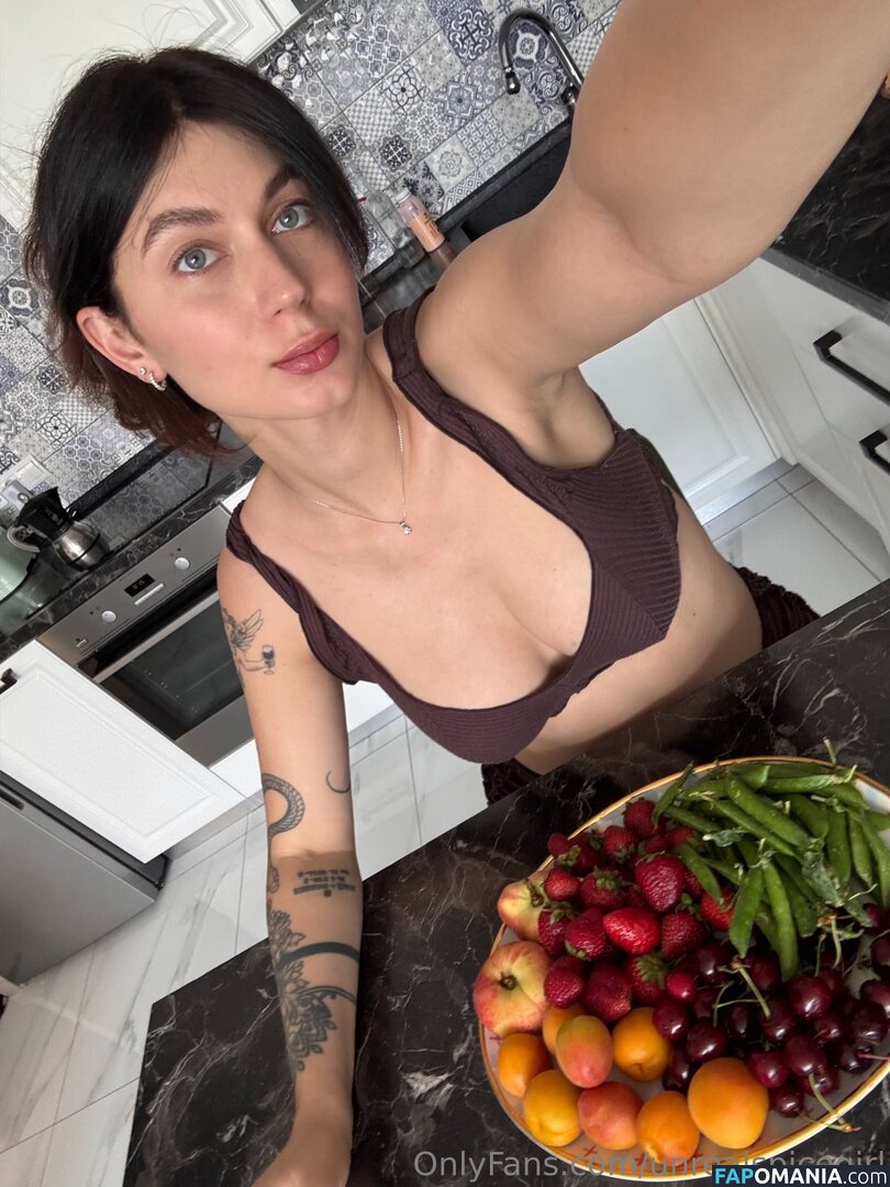 unrealspicegirl Nahý OnlyFans  Uniklá fotka #8