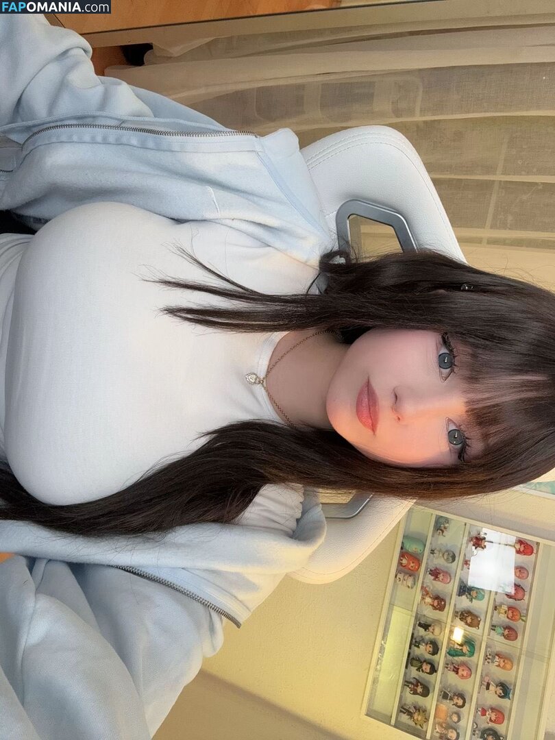 Upminaa / https: Nahý OnlyFans  Uniklá fotka #72