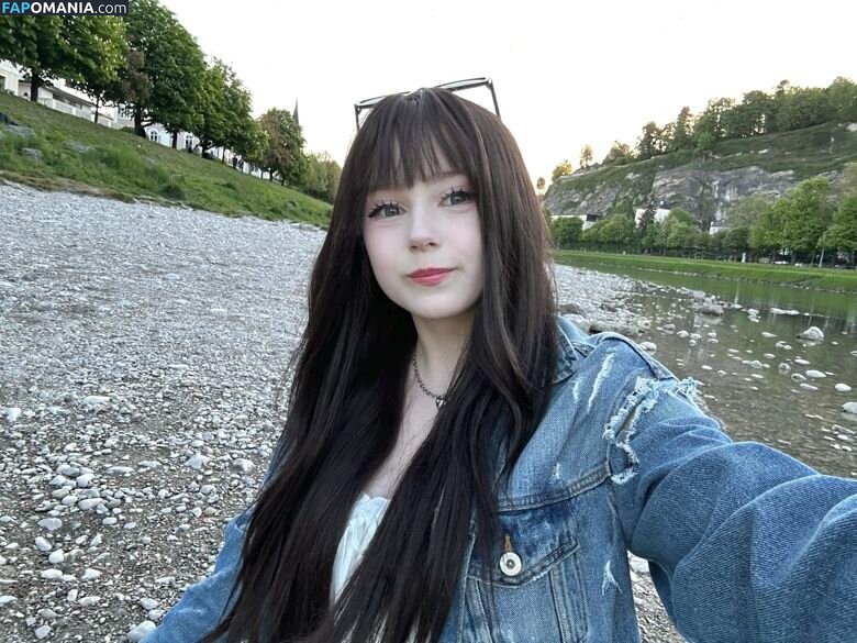 Upminaa / https: Nahý OnlyFans  Uniklá fotka #81