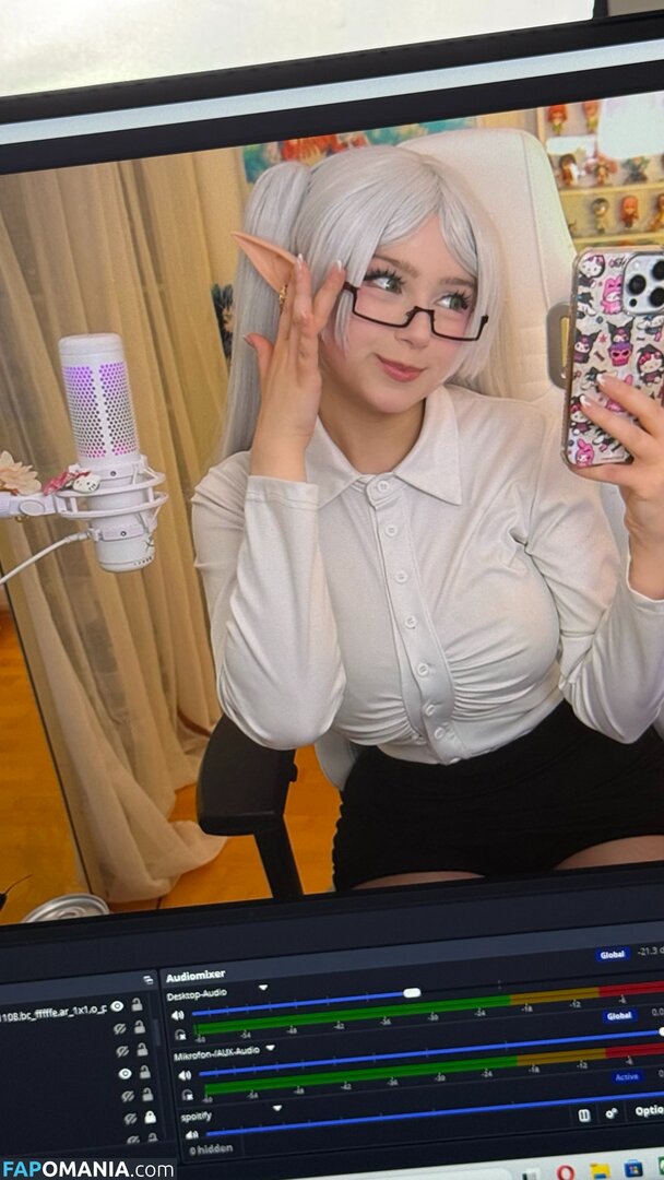 Upminaa / https: Nahý OnlyFans  Uniklá fotka #99