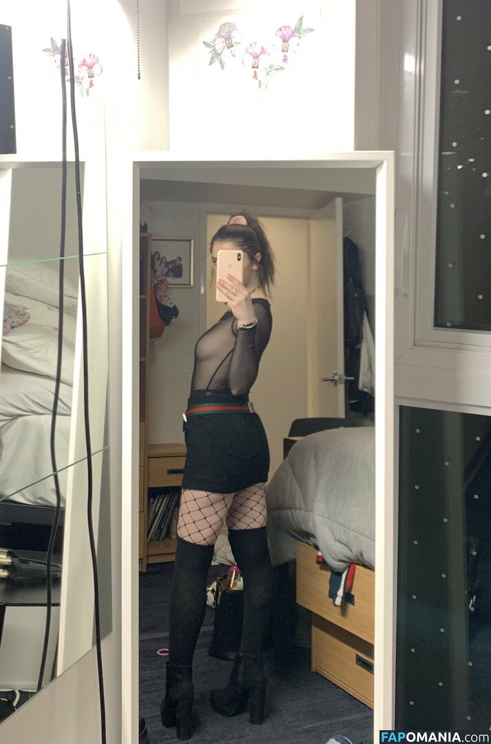 Talia Benmor / Urfavangel666 / misslavoie / onlyfans_igbaddies Nahý OnlyFans  Uniklá fotka #2