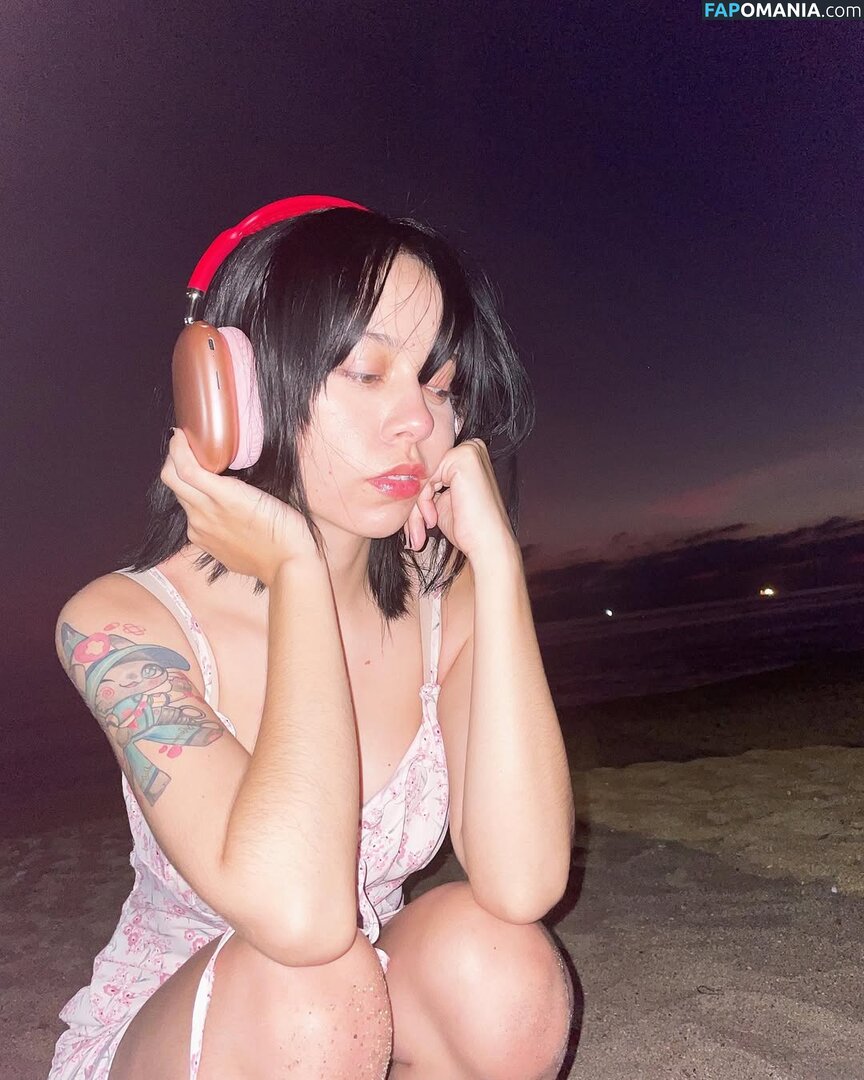 utena_cherrynya Nahý OnlyFans  Uniklá fotka #2
