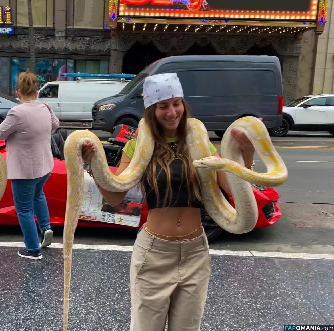 valbaeee Nahý OnlyFans  Uniklá fotka #3