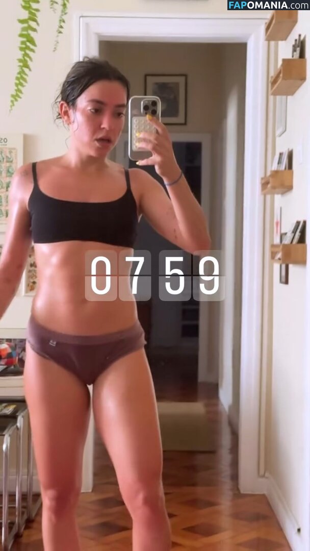 Valentina Bandeira / valenbandeira Nahý OnlyFans  Uniklá fotka #36