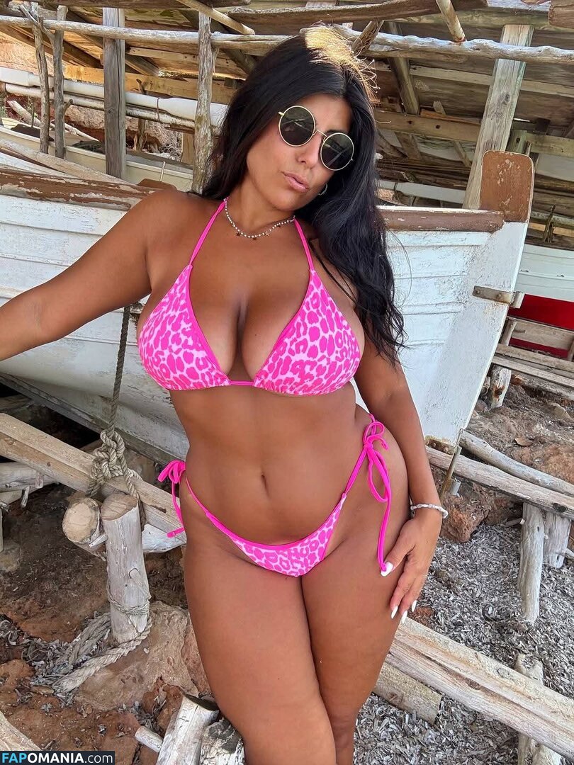 Valentina De Nucci / valentinadenucci Nahý OnlyFans  Uniklá fotka #3