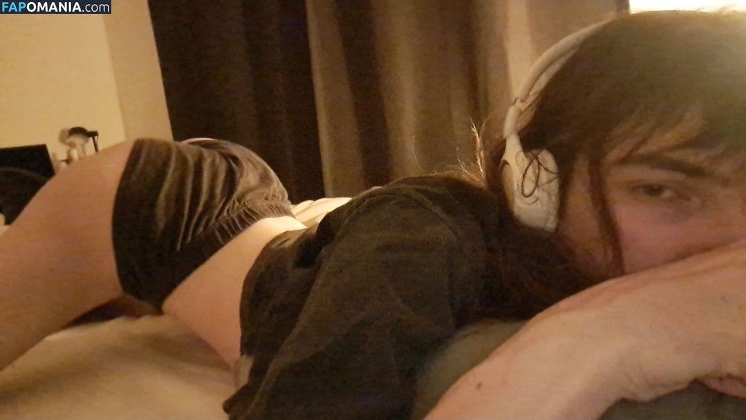 https: / veharxe / venussyinbio / venuswillow_ / venuswolfgirl / venuswolfgirl... / vewolfxe Nahý OnlyFans  Uniklá fotka #10