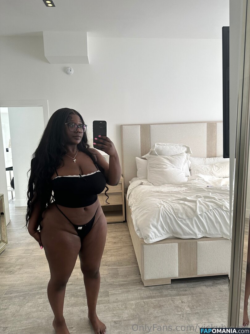 vickyhyuga / vickyyhyuga Nahý OnlyFans  Uniklá fotka #27