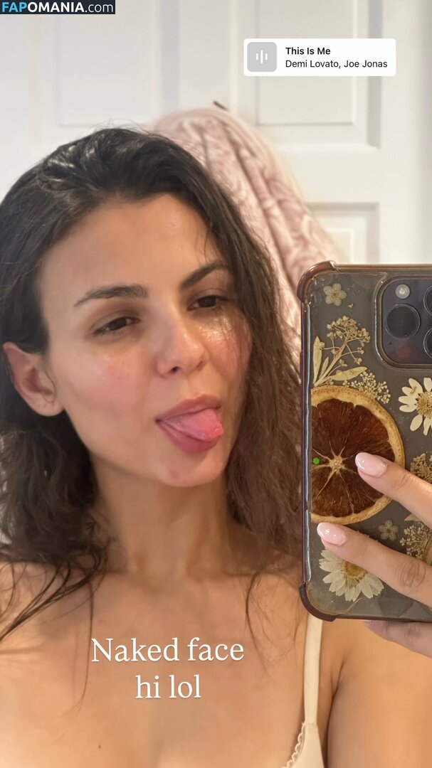 Victoria Justice / https: / victoriajustice Nahý OnlyFans  Uniklá fotka #61