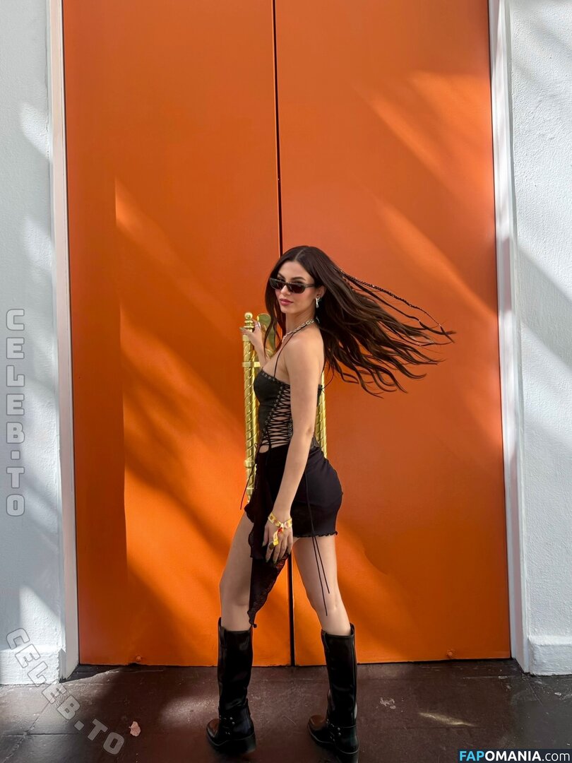 Victoria Justice / https: / victoriajustice Nahý OnlyFans  Uniklá fotka #78