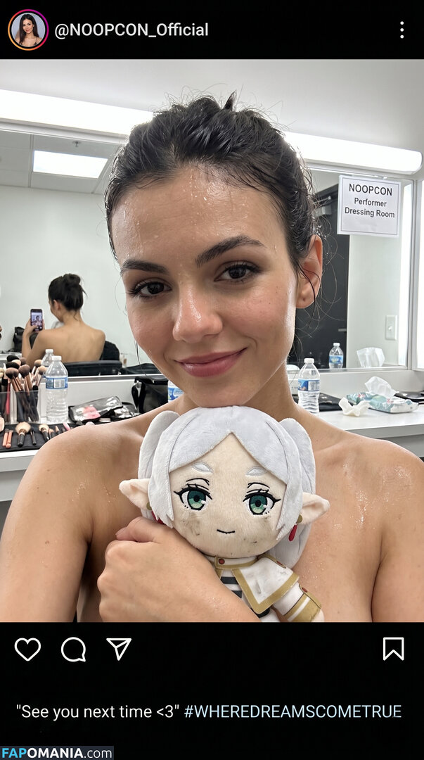 Victoria Justice / https: / victoriajustice Nahý OnlyFans  Uniklá fotka #100