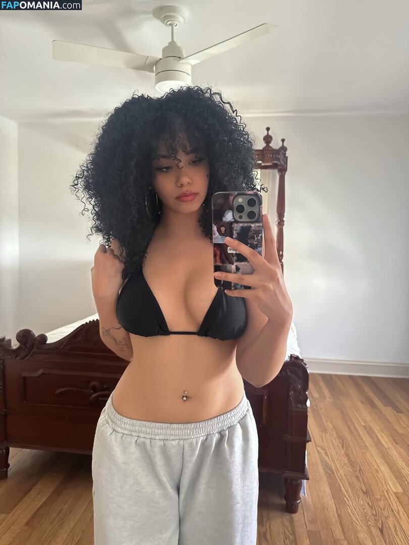 Victoria Vonne / pixieonyxx Nahý OnlyFans  Uniklá fotka #2