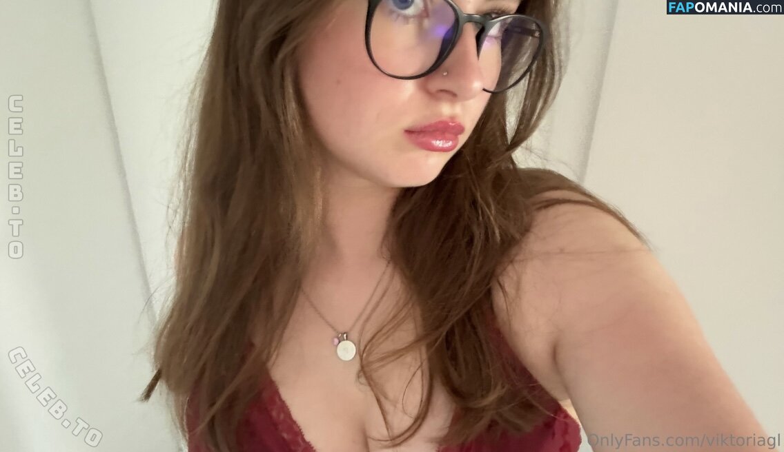 Viktoria Glebov / https: / viktoria.gle / viktoriagl Nahý OnlyFans  Uniklá fotka #3