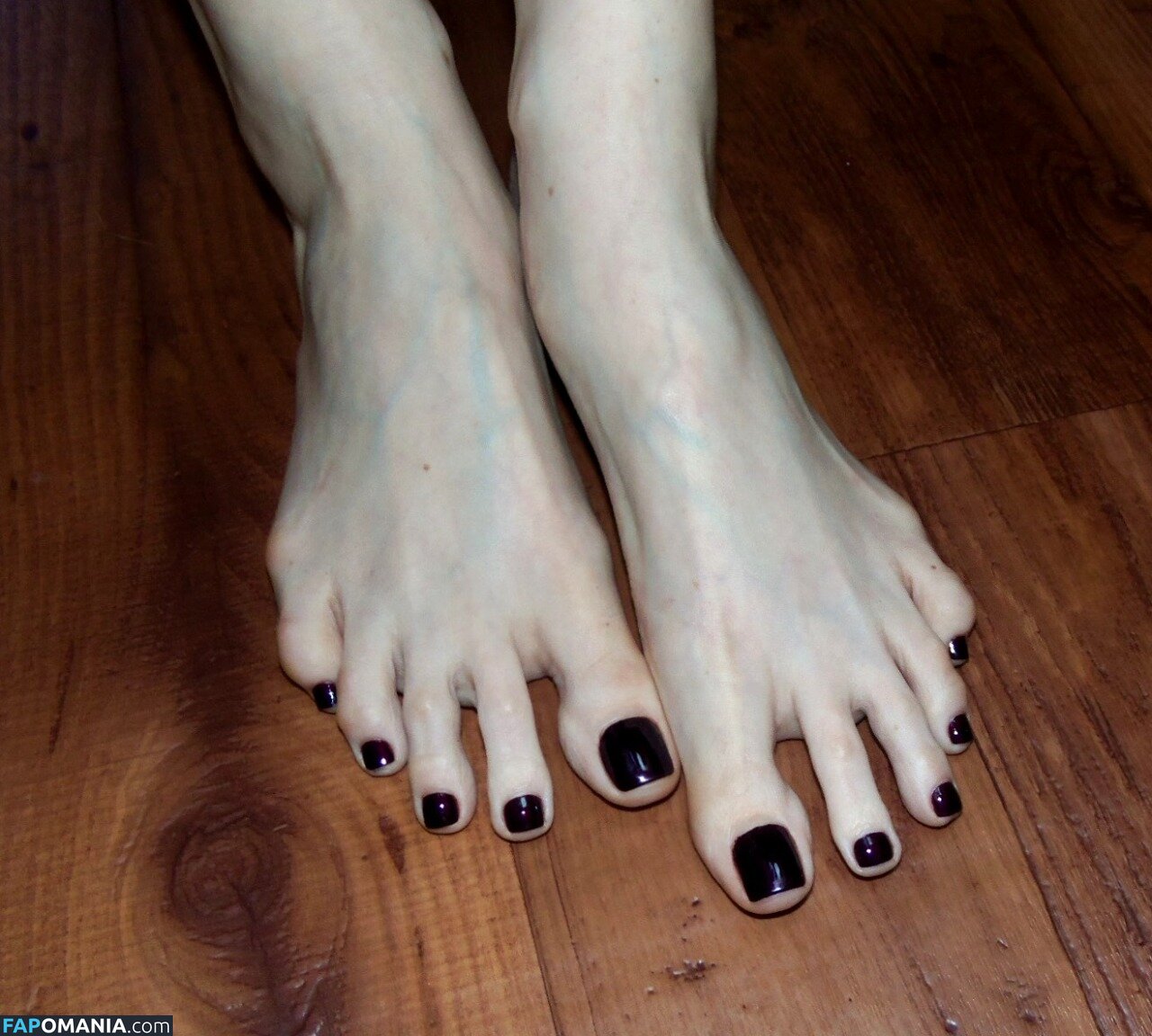Violet's Toes (Violet's Perfect Feet Nahý OnlyFans  Uniklá fotka #14