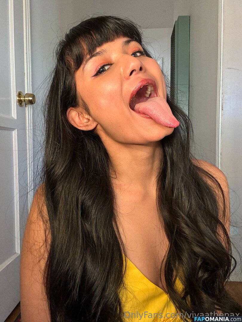 followvivaathena / vivaathenax Nahý OnlyFans  Uniklá fotka #3