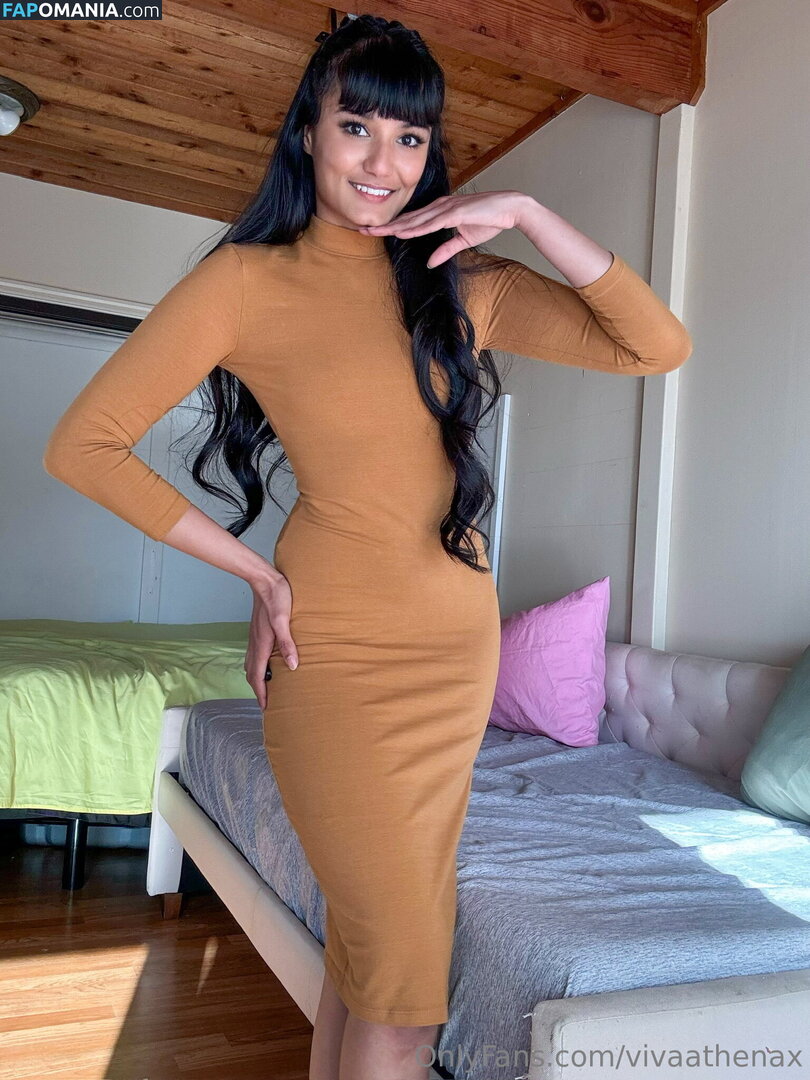 followvivaathena / vivaathenax Nahý OnlyFans  Uniklá fotka #15
