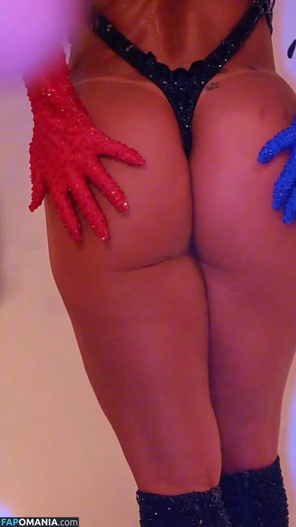 Viviane Araujo / araujovivianne Nahý OnlyFans  Uniklá fotka #89