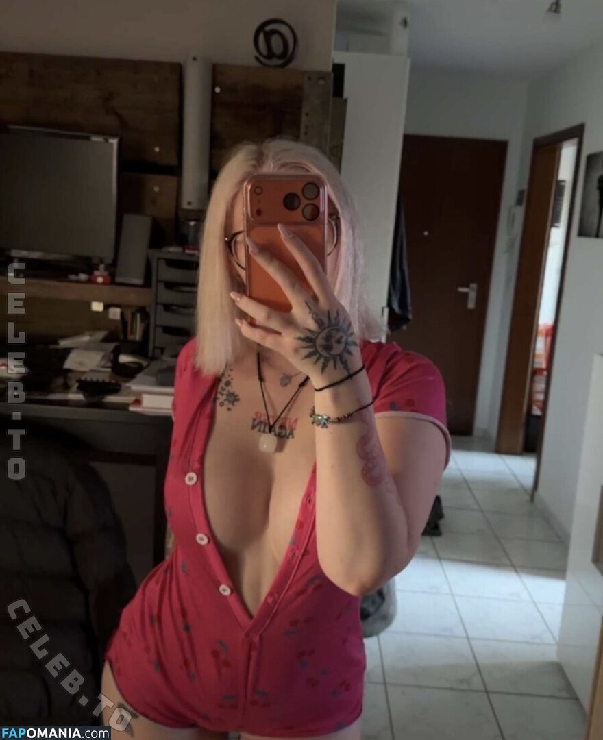 vivian_wydt / vivianwoywodt Nahý OnlyFans  Uniklá fotka #1