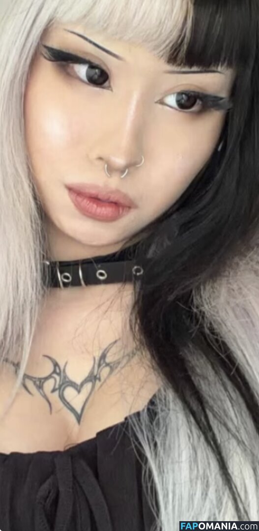 Gargoyol / Oxnard / Oxnard hairdresser / Prostitute / Vivika siron Nahý OnlyFans  Uniklá fotka #3