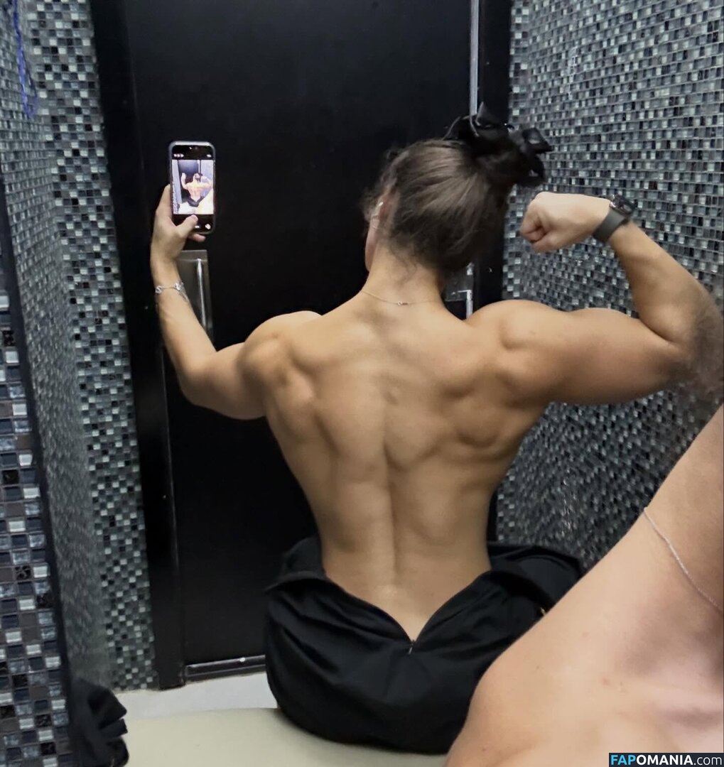 vladigalagan Nahý OnlyFans  Uniklá fotka #3