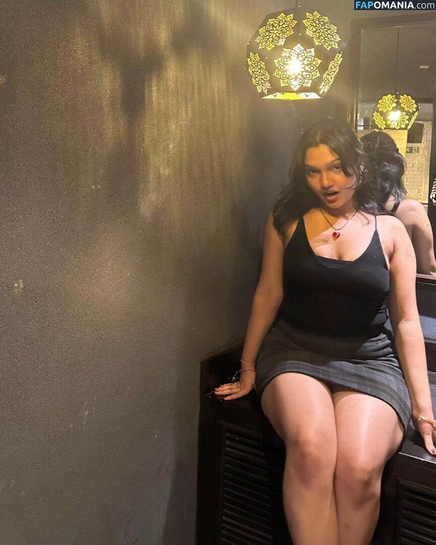 vr / vrindardddd_ Nahý OnlyFans  Uniklá fotka #13