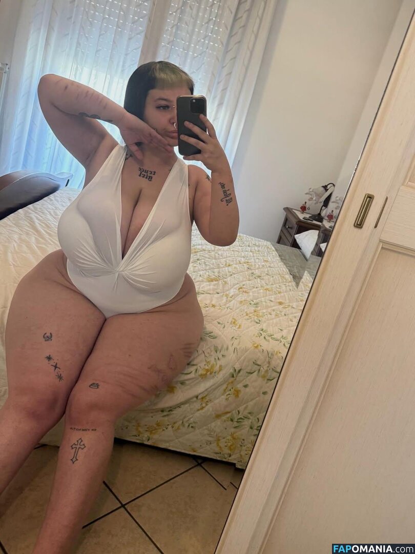 Mxmmytina / Vvalentinabonetalli Nahý OnlyFans  Uniklá fotka #9