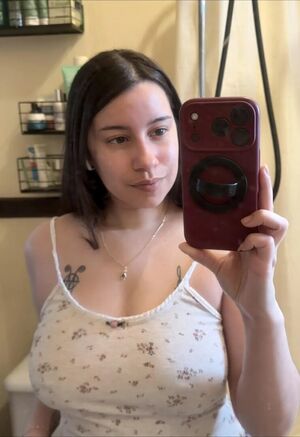 vymysela
