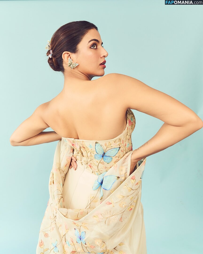 Wamiqa Gabbi / wamiqagabbi Nahý OnlyFans  Uniklá fotka #3