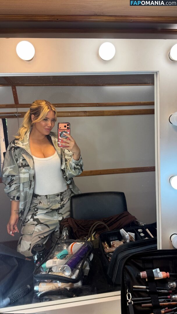 Icardi / Wanda Nara / badbitchwan / wanda_nara / wanditanara Nahý OnlyFans  Uniklá fotka #452