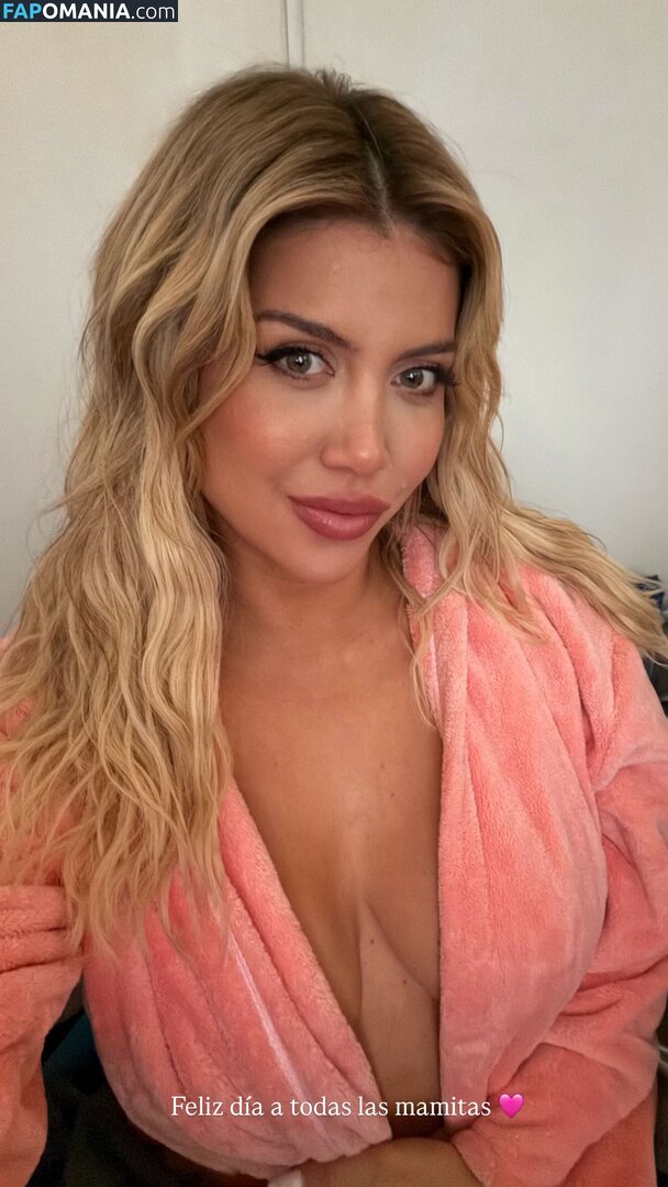 Icardi / Wanda Nara / badbitchwan / wanda_nara / wanditanara Nahý OnlyFans  Uniklá fotka #472