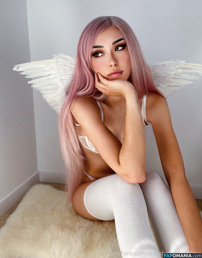 Wanderlustluca Nahý OnlyFans  Uniklá fotka #20