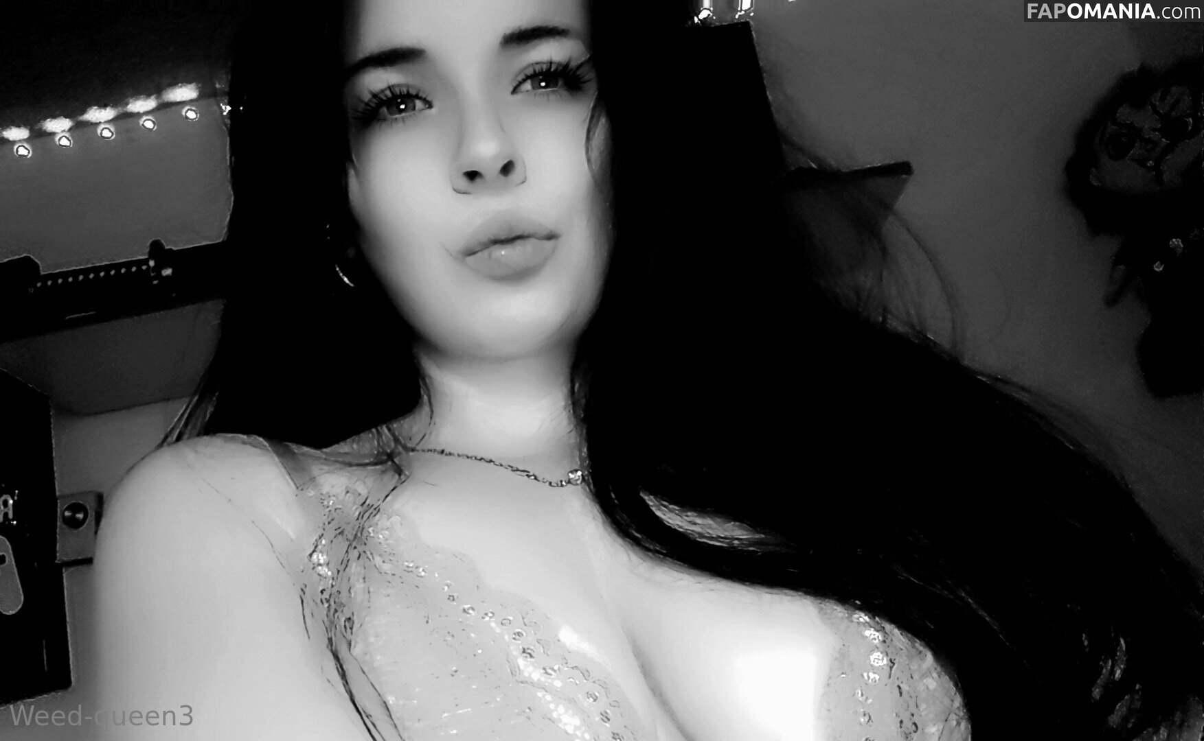 weedqueen33 / weedqueenofficialpage Nahý OnlyFans  Uniklá fotka #11