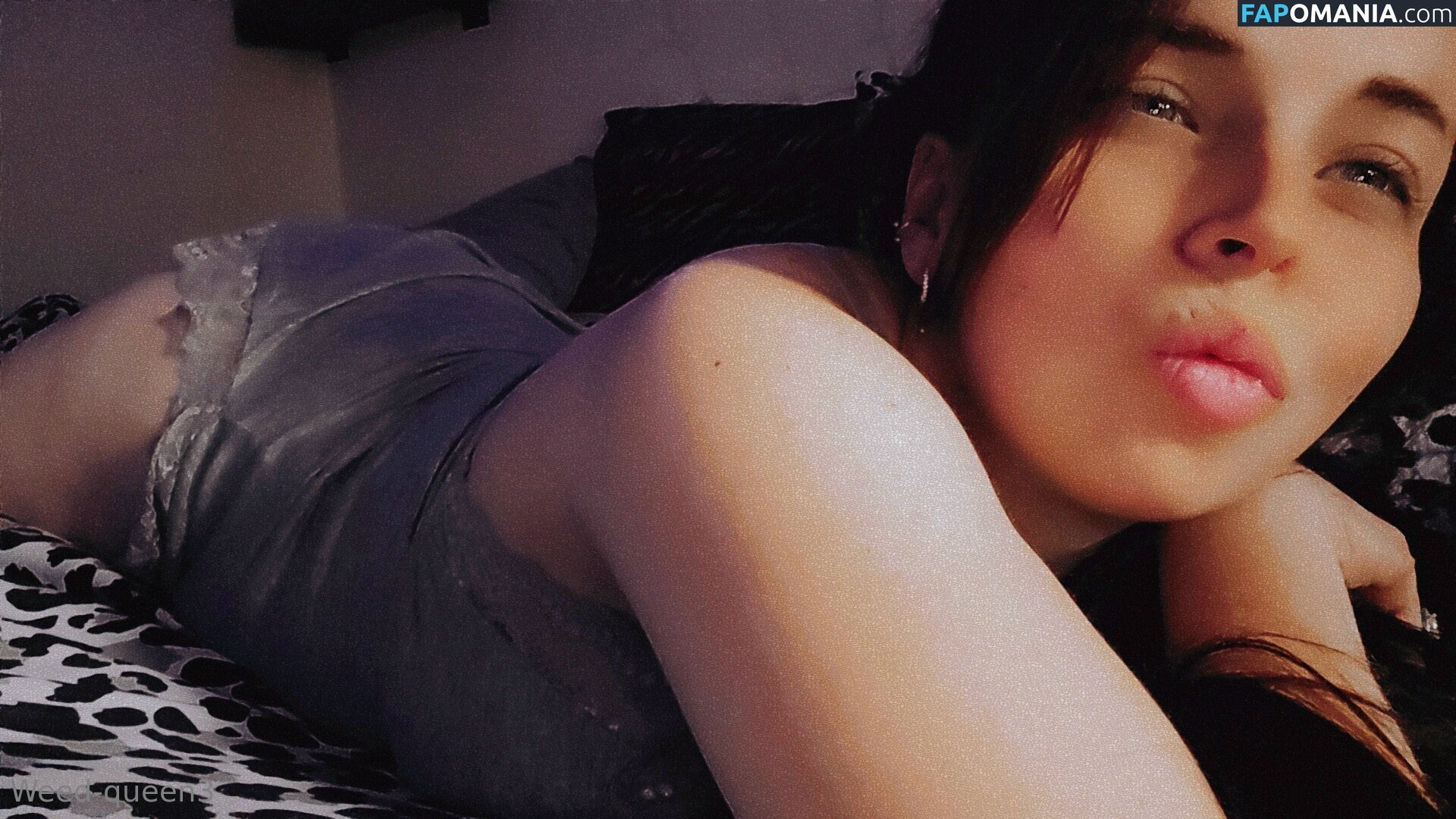 weedqueen33 / weedqueenofficialpage Nahý OnlyFans  Uniklá fotka #12