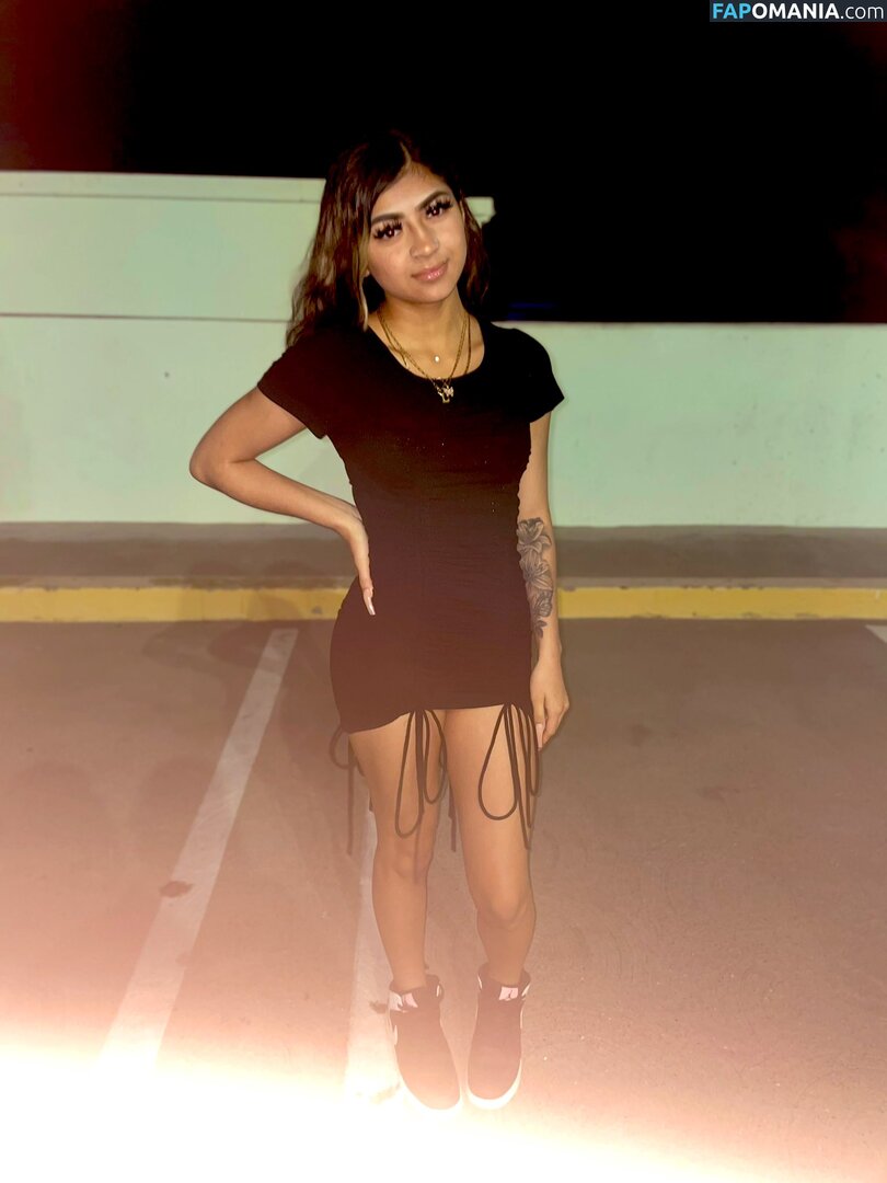 LisvedGarcia / https: / lizved._.47 / wetttassliz Nahý OnlyFans  Uniklá fotka #2