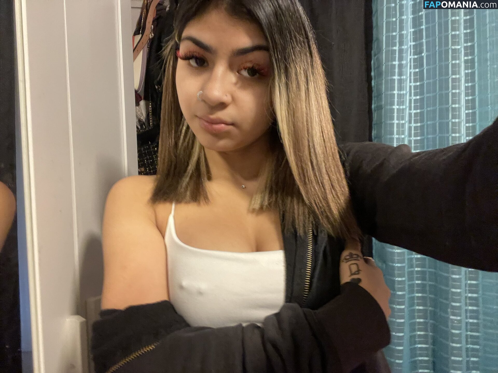 LisvedGarcia / https: / lizved._.47 / wetttassliz Nahý OnlyFans  Uniklá fotka #4