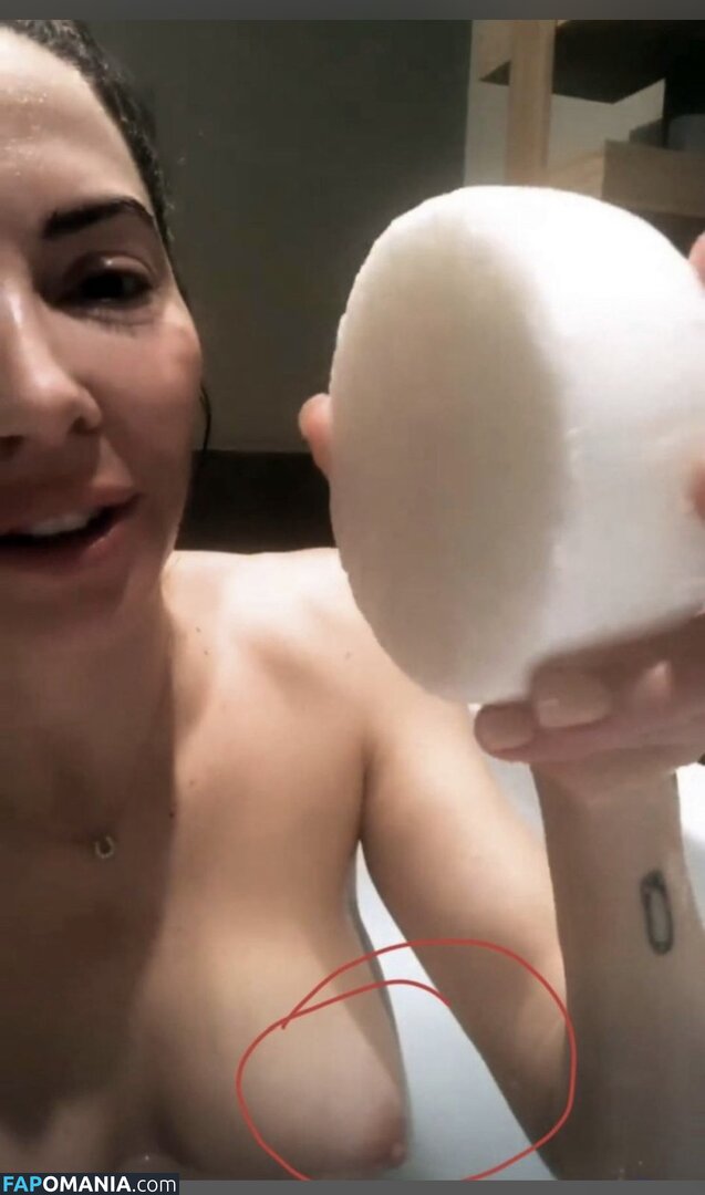Whitney Cummings / whitneycummings Nahý OnlyFans  Uniklá fotka #17