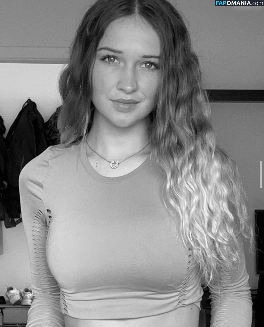 Wieke / wieke.l / wieke_l / wiekelanganke3244 Nahý OnlyFans  Uniklá fotka #55