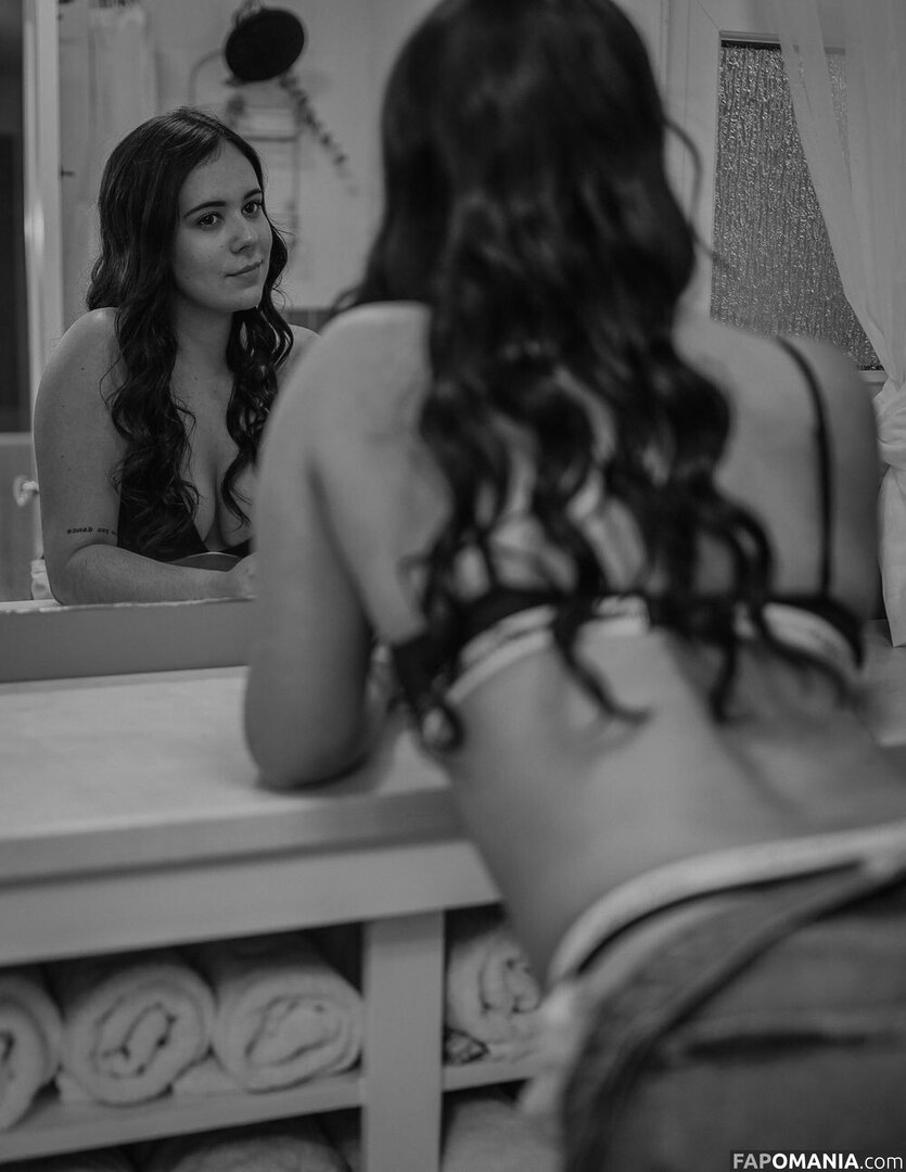 KarsynElledge3 / Women Motorsports / https: / its_jpunch / kelledge3 / liakblock Nahý OnlyFans  Uniklá fotka #7