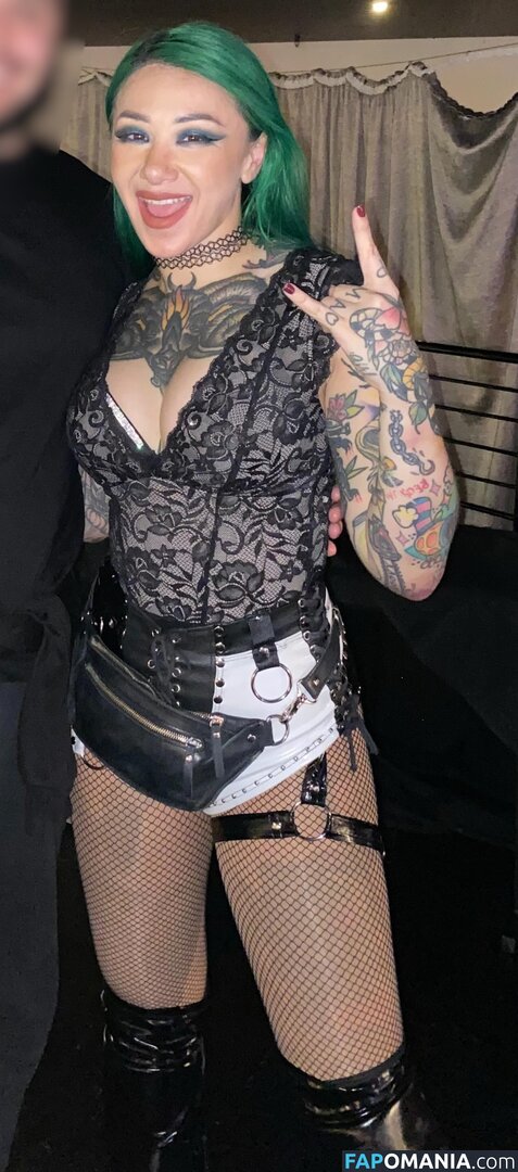 Shotzi Blackheart / ShotziWWE / WWE Shotzi Nahý OnlyFans  Uniklá fotka #26