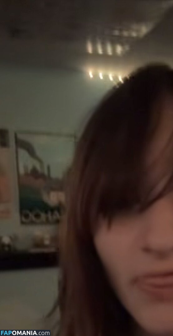 X_pyxis / https: Nahý OnlyFans  Uniklá fotka #5
