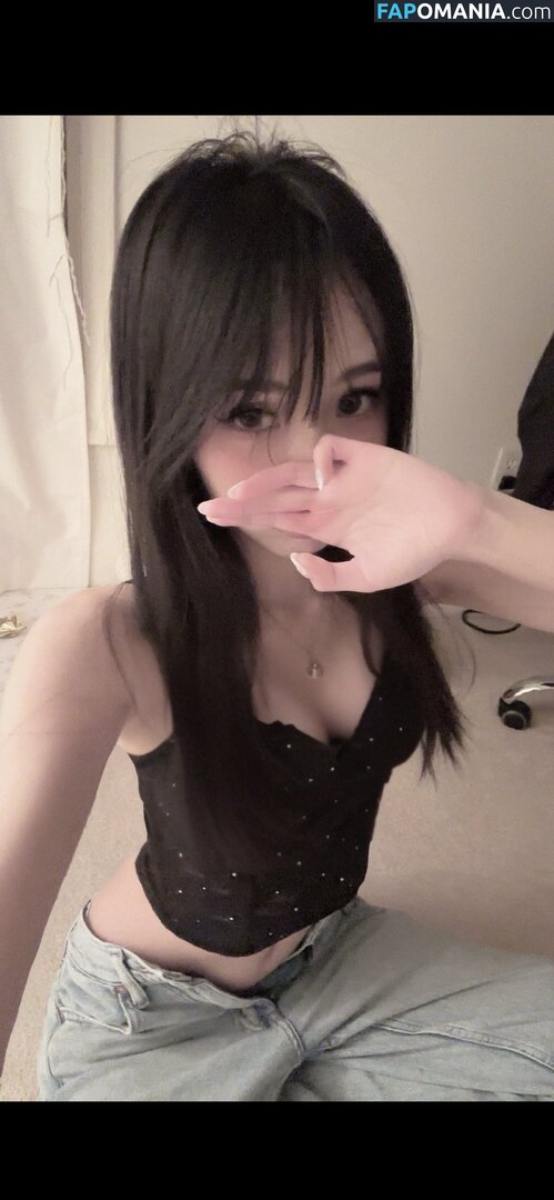 https: / xbbysal Nahý OnlyFans  Uniklá fotka #1