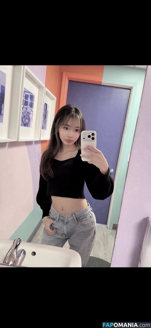 https: / xbbysal Nahý OnlyFans  Uniklá fotka #3